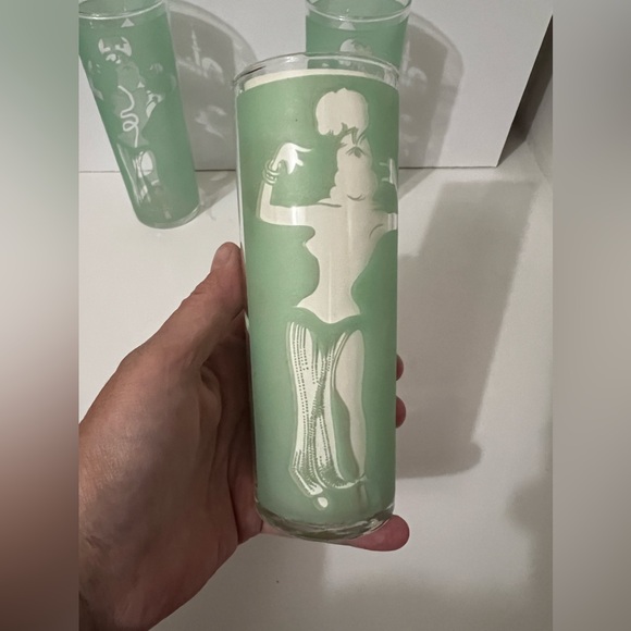 Set of 3 Dominion Glass Highball Tumblers with Belly Dancer and Snake Charmer - Picture 9 of 12